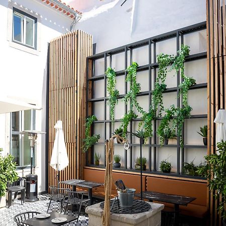 Villa Graca -Hostels And Apartments Santarem Exterior photo