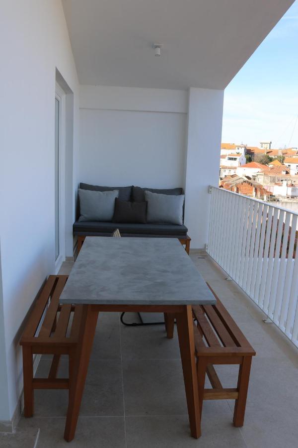 Villa Graca -Hostels And Apartments Santarem Exterior photo